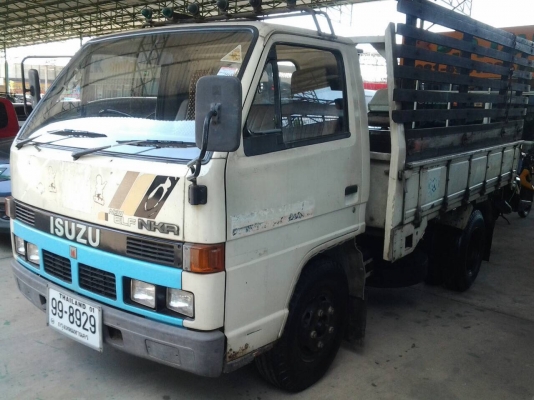 ขาย6ล้อสั้นNKR88เดิมบางมากๆลดสุดๆ220,000