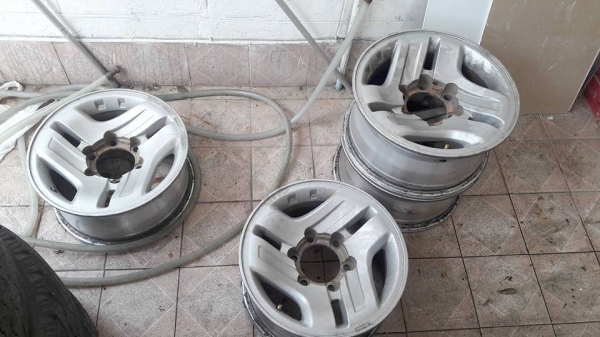 แม็กเดิมติดรถ tiger 6รู เดิมๆ 2200