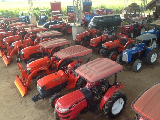 หาชื้อรถไถ คูโบต้า ยันม่าร์ แช้มป์มือสอง เชิณมาหาเราครับรถสวยๆเดิมๆอันพร้อมไช้งานทะเบียนพร้อม รถอยู่วังบัว คลองขลุง กำแพงเพชร สนใจสอบุถามได้ที่081 3655997 อำพร พาเจริญ หาชื้อรถไถ คูโบต้า ยันม่าร์ แช้มป์มือสอง เชิณมาหาเราครับรถสวยๆเดิมๆอันพร้อมไช้งานทะเบียนพร้อม รถอยู่วังบัว คลองขลุง กำแพงเพชร สนใจสอบุถามได้ที่081 3655997 อำพร พาเจริญ