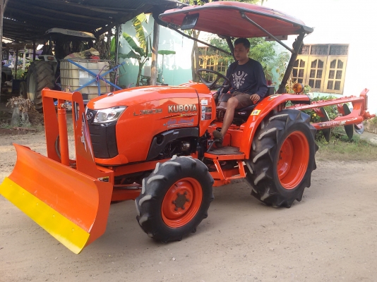 หาชื้อรถไถคูโบต้า L3608 เชิณมาหาเราครับ มีไบมีดตราช้าง1อันสวยๆเดิมๆ ผานตราช้าง1อันพร้อมไช้งานทะเบียนพร้อม  ขายใน  ราคา295000บาท รถอยู่วังบัว คลองขลุง กำแพงเพชร    สนใจสอบุถามได้ที่081 3655997 อำพร  พาเจริญ  ราคาต่อรองได้อีกนะครับ