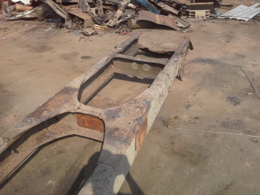 ขายครัซซี10ล้อISUZUหัวยาวพร้อมเล่มชุดโอนครบ