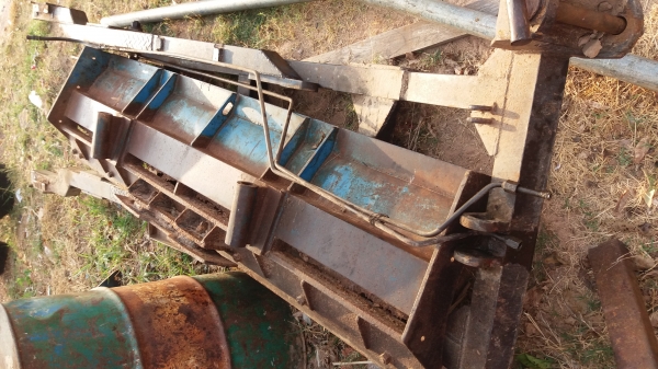 ชดดันหน้ารถไถฟอร์ดอุปกรณ์ครบ