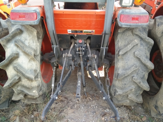 แทรกเตอร์ KUBOTA L4708 พร้อมใบมีดดันดินหน้า รถสวยสภาพนางฟ้า ชั่วโมงงานน้อย 76 ชั่วโมงงาน