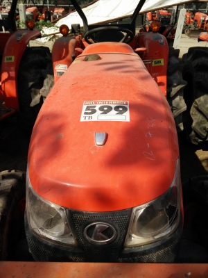 แทรกเตอร์ KUBOTA L4708 พร้อมใบมีดดันดินหน้า รถสวยสภาพนางฟ้า ชั่วโมงงานน้อย 76 ชั่วโมงงาน