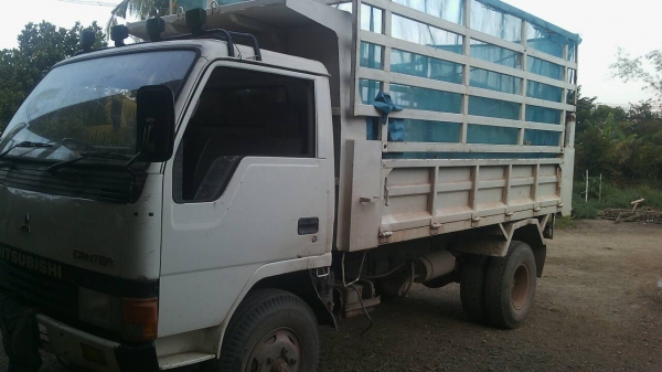 หกล้อ มิตซู แคนเตอร์ 110 ดั้ม5คิว สภาพดีสวยบางเดิมพร้อมใช้ ทะเบียน(ขาด3ปี) เล่มเอกสารพร้อมโอน 248,000บ ต่อทะเบียนให้พร้อม นะจ๊ะ