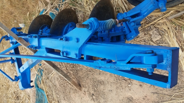 หางสามโครงสี่ ทีทีลำนารายณ์ หางสามโครงสี่ ทีทีลำนารายณ์