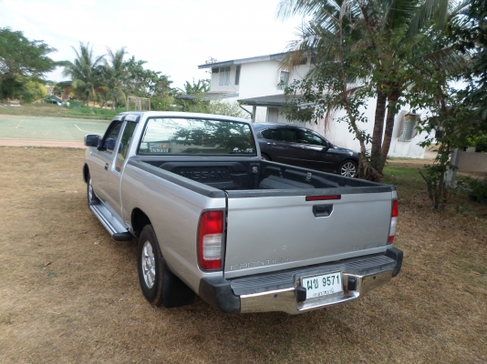 ขายรถกระบะ Nissan Frontier KING CAB TL 2.7 ปี2005 รถบ้านเดิมๆเครื่องแน่นๆแรงดีประหยัดน้ำมันสุดๆ แซทชีสวยไม่มีผุช่วงล่างแน่นปึก พวงมาลัยเพาเวอร์ กระจกไฟฟ้า เซ็ลทรัลล็อกกระจกมองข้างปรับไฟฟ้า ไฟตัดหมอก กันสาด ภายในตกแต่งลายไม้ เอกสารพร้อมโอน+ภาษีพรบ.ปี59แอร์