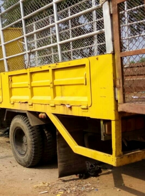 หกล้อ ฮีโน่ FF1J210ปี40 ช่วงยาว7.20ยาง900 รถห้างสภาพดีเดิมๆสวยพร้อมใช้ ทะเบียนพร้อมโอน ราคา 590,000บ ต่อรองได้ หกล้อ ฮีโน่ FF1J210ปี40 ช่วงยาว7.20ยาง900 รถห้างสภาพดีเดิมๆสวยพร้อมใช้ ทะเบียนพร้อมโอน ราคา 590,000บ ต่อรองได้