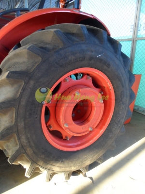 M 8540 พร้อมชุดบุ้งกี้