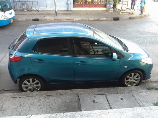 ขายมาสด้า2 ปี12 เกียร์ออโต้