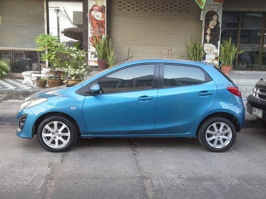 ขายมาสด้า2 ปี12 เกียร์ออโต้