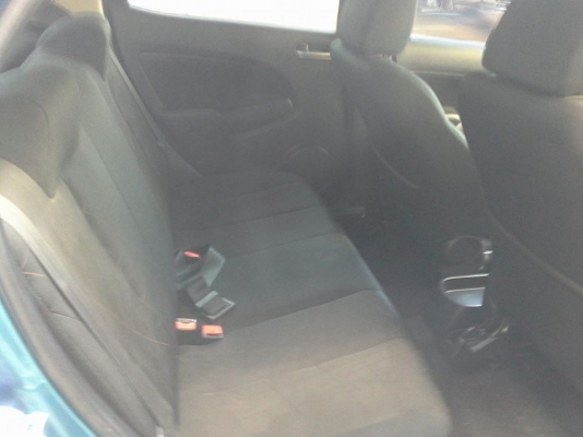 ขายมาสด้า2 ปี12 เกียร์ออโต้