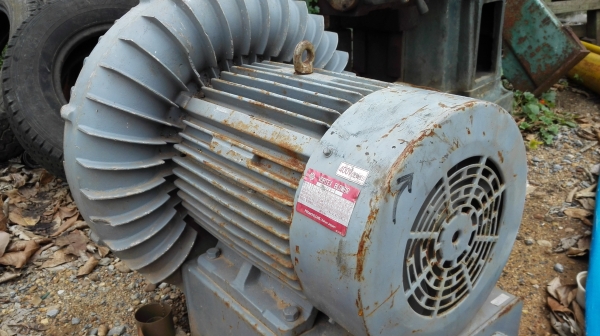 Sale>> ริงโบวเวอร์ Hitachi ดูด-เป่า 10 HP. 380 V ทุ่นเดิม วิ่งเงียบ เดินนิ่มครับ Sale>> ริงโบวเวอร์ Hitachi ดูด-เป่า 10 HP. 380 V ทุ่นเดิม วิ่งเงียบ เดินนิ่มครับ