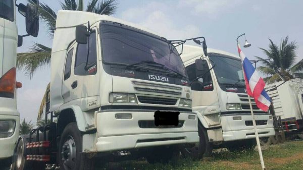 เข้าใหม่ค่ะ รถบรรทุกสิบล้อ หัวลากIsuzu 320 แรงม้า ปี 49 และปี 50 สภาพสวย พร้อมใช้งาน ทดลองขับได้ สนใ