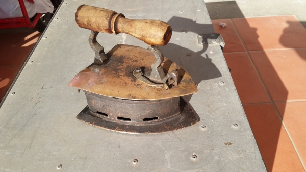 ขาย เตารีด ทองเหลือง