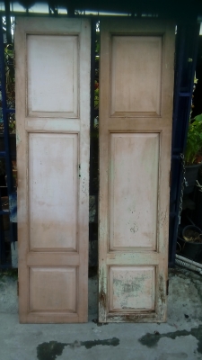 ประตูไม้สัก