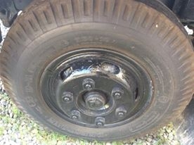 รถน้ำ 6 ล้อ HINO KM777 ปี 36 เครื่อง 117แรง