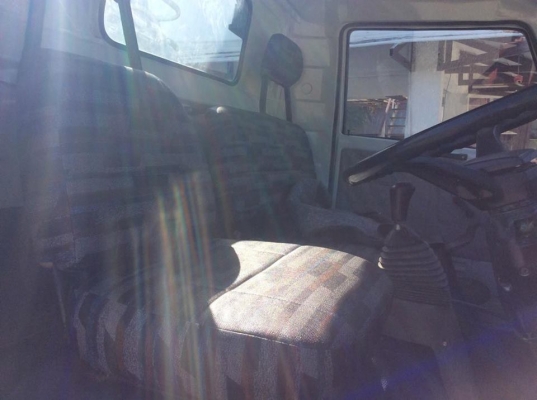 รถน้ำ 6 ล้อ HINO KM777 ปี 36 เครื่อง 117แรง