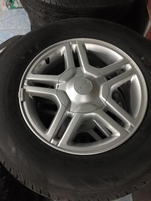 ขายล้อเดิมดีแม็ก ออนิว 1.9 บูลเพาเวอร์ ถอดป้ายแดง ชุดละ 14,000 บาท