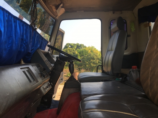 ขายรถ lSUZU  Rocky 240  ราคา 800000 ฿ เจ้าของขายเอง  รถบ้าน