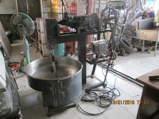 ไฟฟ้า220vขายครับ นวดแป้ง อย่างดี มีเกียร์ ช้า เร็ว ขายถูกๆ ไฟฟ้า220vขายครับ นวดแป้ง อย่างดี มีเกียร์ ช้า เร็ว ขายถูกๆ