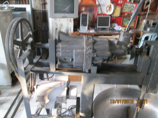 ไฟฟ้า220vขายครับ นวดแป้ง อย่างดี มีเกียร์ ช้า เร็ว ขายถูกๆ ไฟฟ้า220vขายครับ นวดแป้ง อย่างดี มีเกียร์ ช้า เร็ว ขายถูกๆ