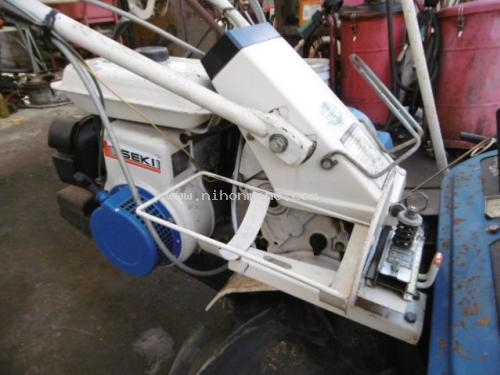 ขาย รถเกี่ยวข้าวเดินตาม  ISEKI   RL50 รหัสสินค้า : 80803397 เพิ่มเติมที่ www.nihonmono.com