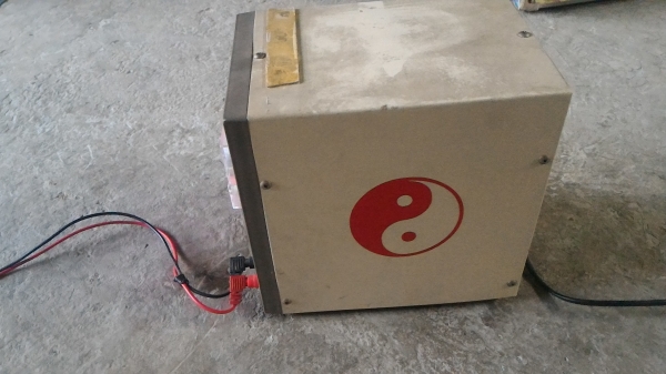 POWER SUPPLY ปรับค่าได้ ยี่ห้อ  YaXun ต่อใช้ไฟบ้าน 220 V. ได้เลย