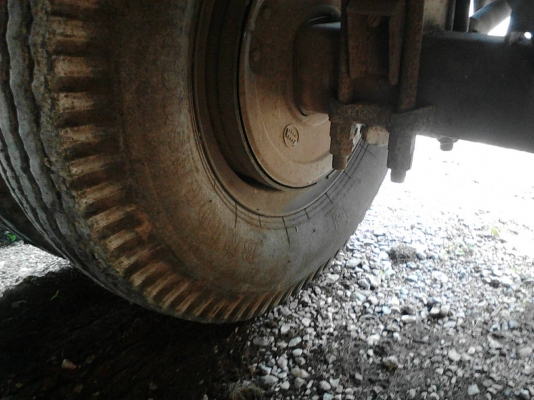 ขาย หางพ่วง  สามมิต  2  เพลา. ปี 49   ( * ไม่ดั้ม. )   สนใจติดต่อ  081 - 6079515