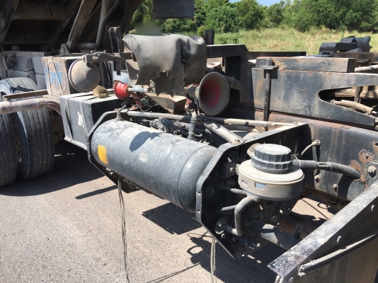 รถฮีโน่ 10 ล้อดั้ม FM1J 260 แรงม้า. ปี 47.   ( ขาย แม่ , ลูก. )    สนใจติดต่อ  081 - 6079515