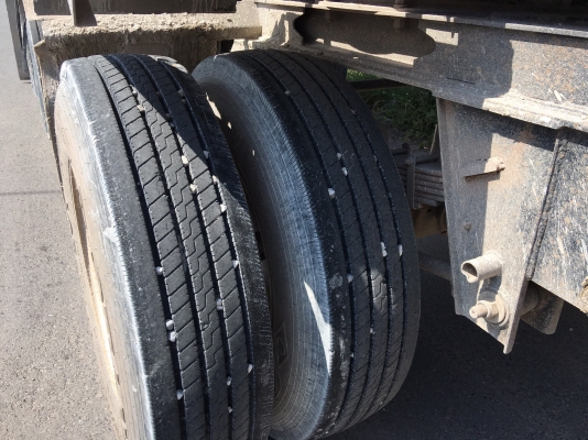 รถฮีโน่ 10 ล้อดั้ม FM1J 260 แรงม้า. ปี 47.   ( ขาย แม่ , ลูก. )    สนใจติดต่อ  081 - 6079515