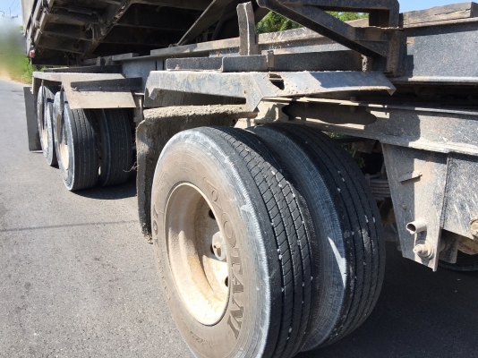 รถฮีโน่ 10 ล้อดั้ม FM1J 260 แรงม้า. ปี 47.   ( ขาย แม่ , ลูก. )    สนใจติดต่อ  081 - 6079515