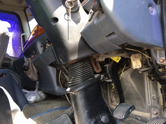 รถฮีโน่ 10 ล้อดั้ม FM1J 260 แรงม้า. ปี 47.   ( ขาย แม่ , ลูก. )    สนใจติดต่อ  081 - 6079515