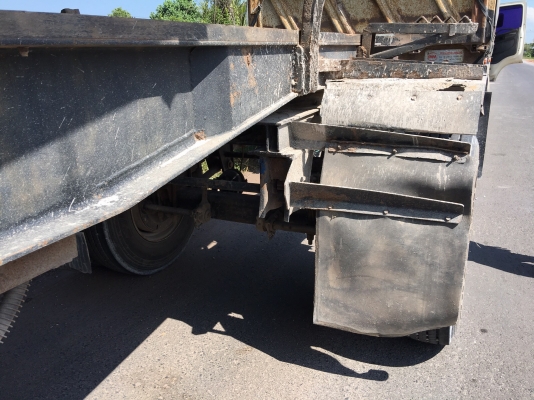 รถฮีโน่ 10 ล้อดั้ม FM1J 260 แรงม้า. ปี 47.   ( ขาย แม่ , ลูก. )    สนใจติดต่อ  081 - 6079515