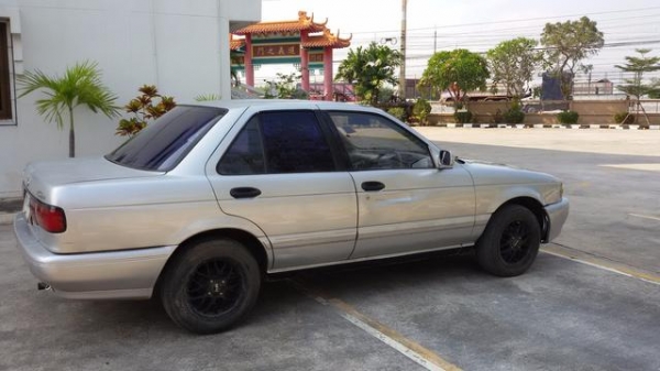 nissan sentra ปี 94 1.5 mt พร้อมใช้ 27000 บาท