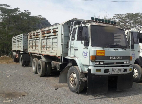 ขายครับ อีซูซุ นางฟ้า 240 ตัวสุดท้าย R  พ่วงแม่ลูกดั้ม สวยๆพร้อมใช้ครับ