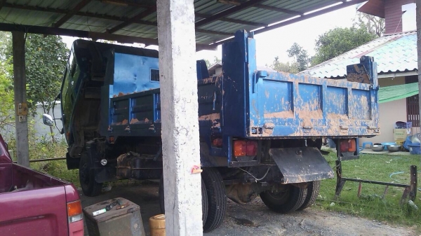 ขาย เดก้า 195 ยางใหม่ 6 เส้น เครื่องพอใช้ แชสซีสวย หัวเก๋ง กระบะสวย