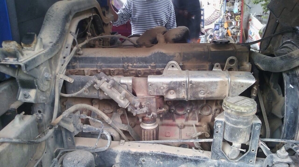 ขาย เดก้า 195 ยางใหม่ 6 เส้น เครื่องพอใช้ แชสซีสวย หัวเก๋ง กระบะสวย