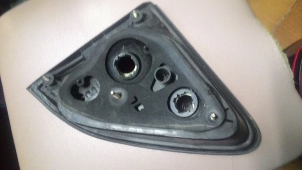 ไฟท้าย Lexus rx3.0 four