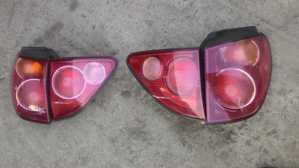 ไฟท้าย Lexus rx3.0 four