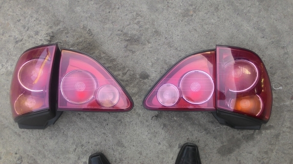 ไฟท้าย Lexus rx3.0 four