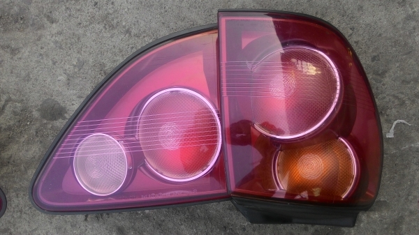 ไฟท้าย Lexus rx3.0 four