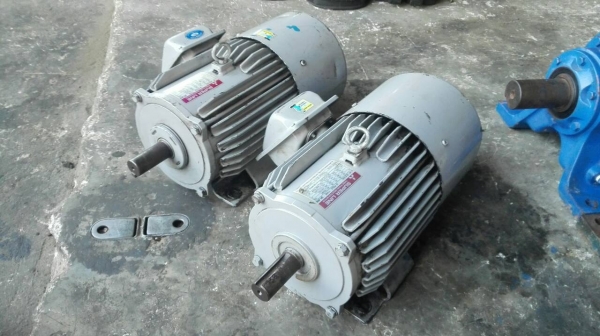 Sell>> มอเตอร์เบรค Mitsu 3 HP. 1420 RPM. 380V. Type SF-JRB มาคู่สวยสดใหม่พร้อมใช้