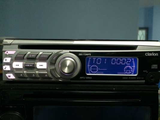 CLARION DB175MPS MP3-RW CD-RW AUX ปรีเอ้า1ชุด มือ2 ญี่ปุ่น