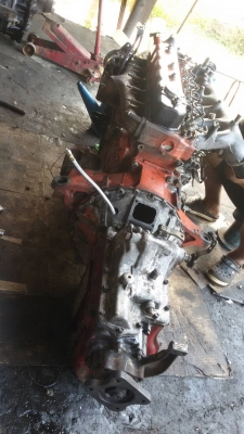 ขายครับเครื่องISUZU 6BG1 185แรง เสื้อส้มแท้หัวฉีดไดเร็คตัวใหม่ ปั๊มลมปั๊มพาวเวอร์พร้อมเกียร์ตาราง6เกียร์เดินหน้า