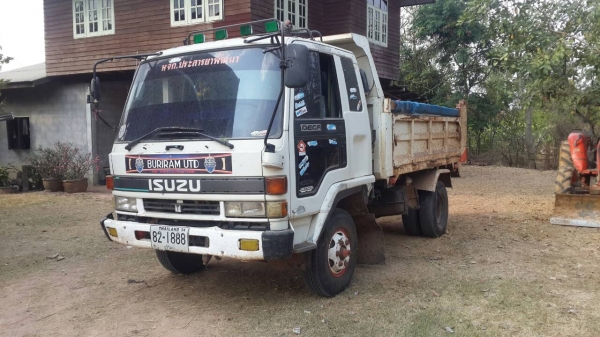 ขายด่วน หกล้อ ISUZU 195 สภาพพร้อมใช้งาน เครื่องดีคัชชีสวย เอกสารพร้อมโอน