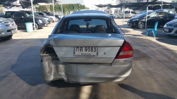 ขายทั้งคันหรือแยกอะไหล่ ท้ายเบนซ์ รถขับได้ เครื่อง1.5 เกียร์ธรรมดา แอร์เย็น เล่มมีครบ