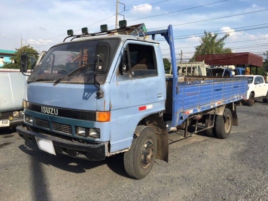 6ล้อ ISUZU NPR-115 ห้างแท้ ปี34 Fหลัง คัสซีสวย ***ขาย ISUZU NPR-115 ห้างแท้ เกียร์สั้น 6ล้อบรรทุก สภาพดี ช่วงล่างใหญ่ วิ่งงานใช้งานได้ เล่มทะเบียนครบ ISUZU (NPR) JAANPR59LL 4BD1-115HP กรองดำ เกียร์สั้น รถห้างแท้ ปี34 เครื่องเดิม เกีย