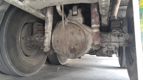 ขายรถพ่วง 24 ล้อ แม่-ลูก กระบะเนียมคอกเกษตรดั้ม อู่.ธนิกลการ นครศวรรณ ISUZU คัสทรี.นางฟ้า 240 วางเครื่อง 320 วางหัวเดก้า เกียร์อีตั้น ช่วงล้างใหญ่ ราคา1880000 รถสวย เต็ม สนใจรีบโทรจองด่วน