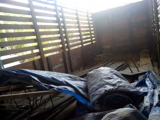 กระบะใส่สิบล้อ(รถล่อง) ยาว 6 เมตร  พร้อมใช้งาน สภาพสวย